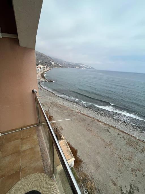 Apartamento A Pie De Playa Con Vistas Al Mar. Sorvilán Exterior photo